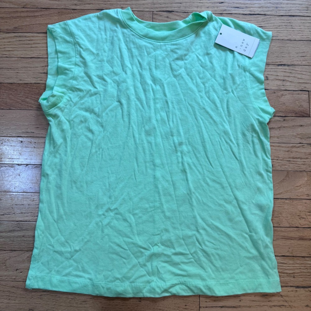 A‎ New Day Womens Muscle Tank Top Lime Green Sleeveless Crew Neck XS New